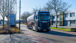 20260329-Tom-Holding-00032